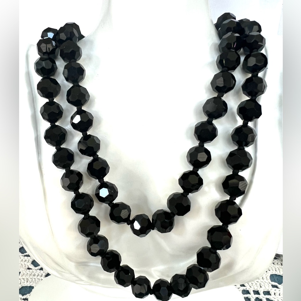 Heidi Daus 42” Faceted Beaded Black Necklace